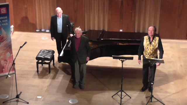 S1620006.MP4_snapshot_12.56